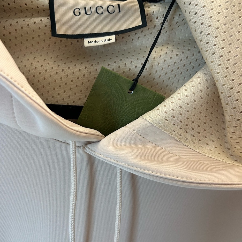 Unisex Gucci light neoprene Gucci logo hoodie size medium fits like large - Picture 4 of 13